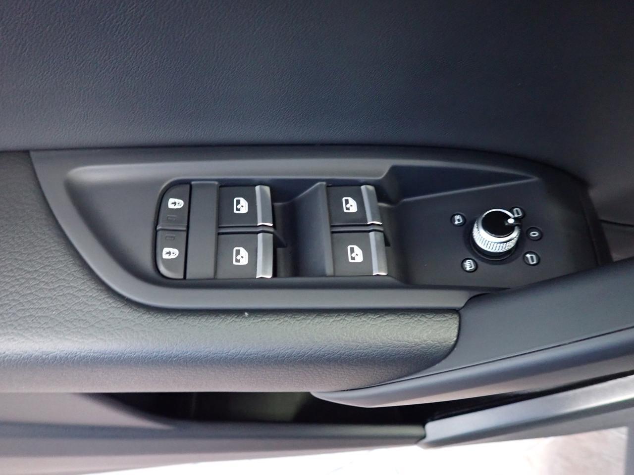 2024 Audi Q5 Progressiv AWD *HYBRID* LEATHER NAVI SUNROOF Listowel ON