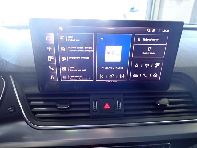 2024 Audi Q5 Progressiv AWD *HYBRID* LEATHER NAVI SUNROOF Listowel ON