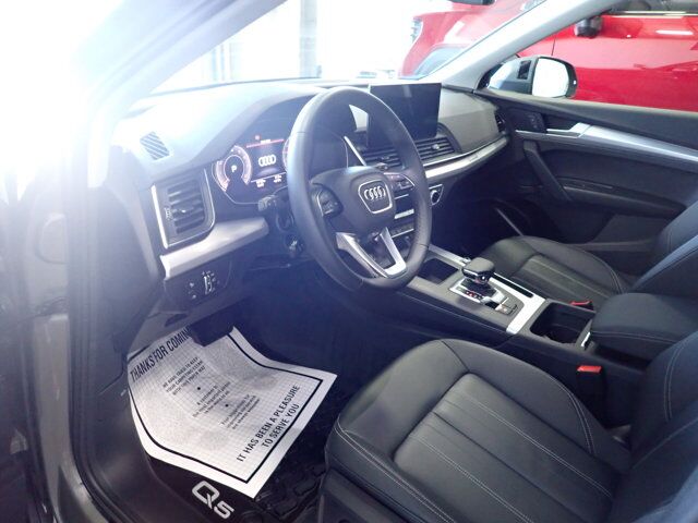 2024 Audi Q5 Progressiv AWD *HYBRID* LEATHER NAVI SUNROOF Listowel ON