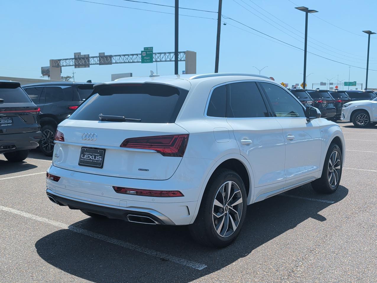 2024 Audi Q5 S line Premium