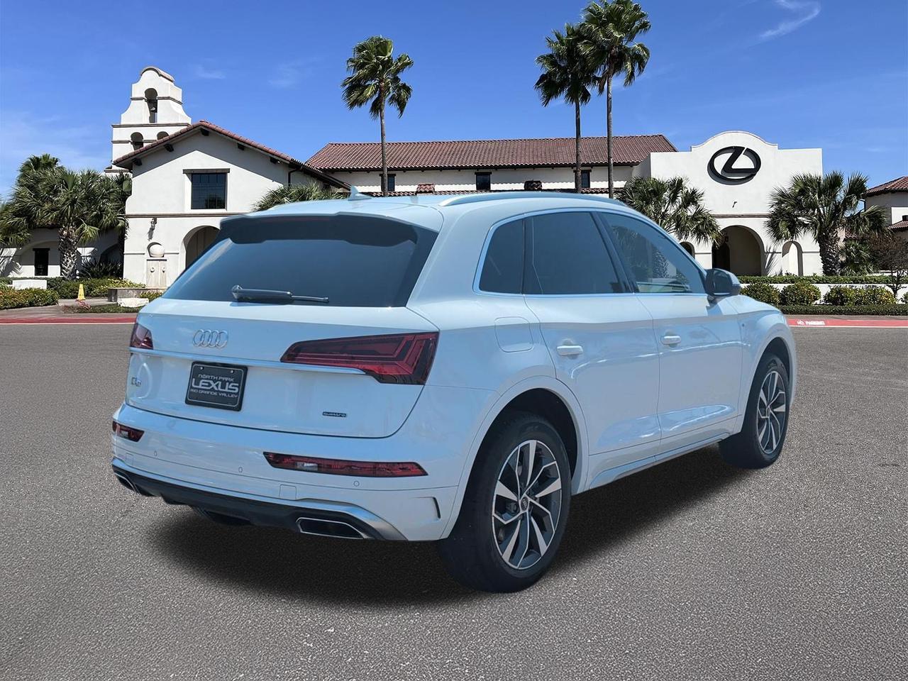 2024 Audi Q5 S line Premium