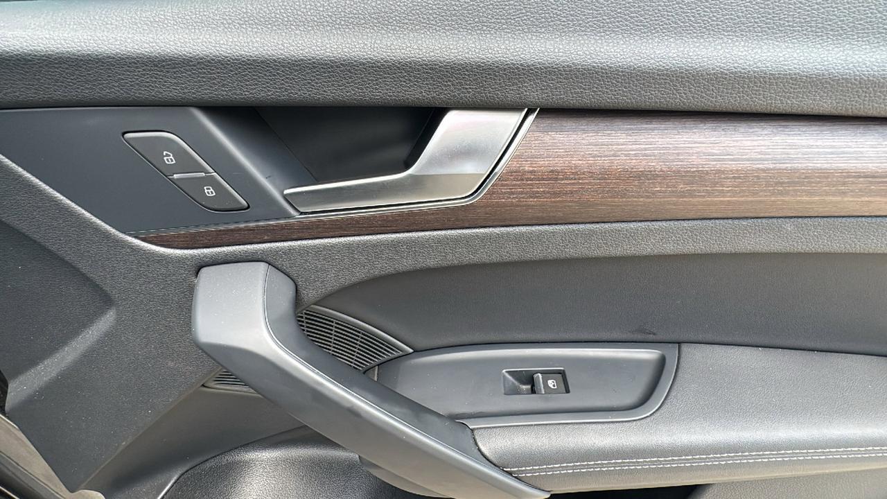 2024 Audi Q5 S line Prestige  Selma TX