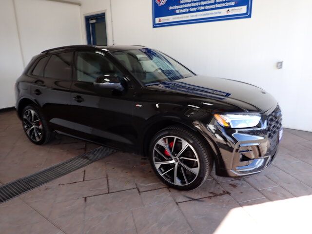 2024 Audi Q5 Technik 45 QUATTRO LEATHER SUNROOF *HYBRID* Listowel ON