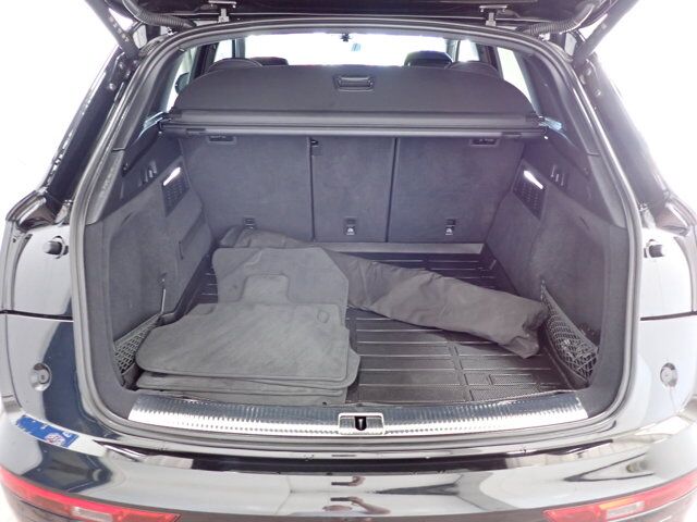 2024 Audi Q5 Technik 45 QUATTRO LEATHER SUNROOF *HYBRID* Listowel ON
