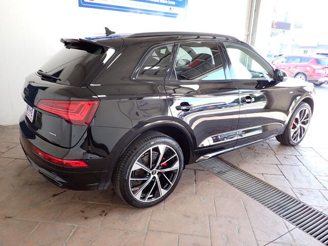 2024 Audi Q5 Technik 45 QUATTRO LEATHER SUNROOF *HYBRID* Listowel ON
