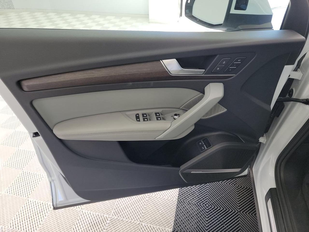 2024 Audi Q5 e S Line Ventilated Seats Bang &amp; Olufsen Sound Portland OR