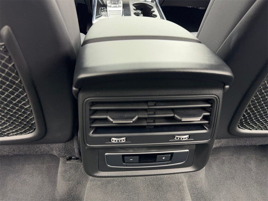 2024 Audi Q7 45 Premium Plus NAV,CAM,PANO,HTD STS,BLIND SPOT,3R Irving TX