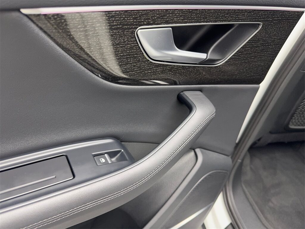 2024 Audi Q7 45 Premium Plus NAV,CAM,PANO,HTD STS,BLIND SPOT,3R Irving TX