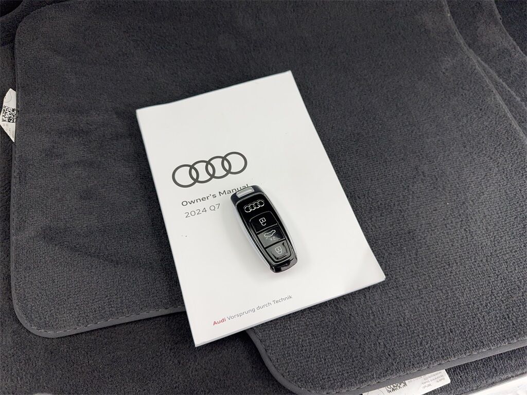 2024 Audi Q7 45 Premium Plus NAV,CAM,PANO,HTD STS,BLIND SPOT,3R Irving TX