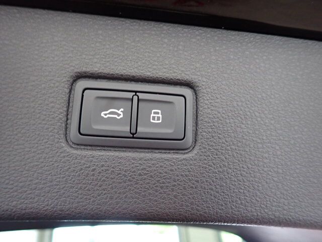 2024 Audi Q7 Komfort LEATHER NAVI PANO ROOF Listowel ON
