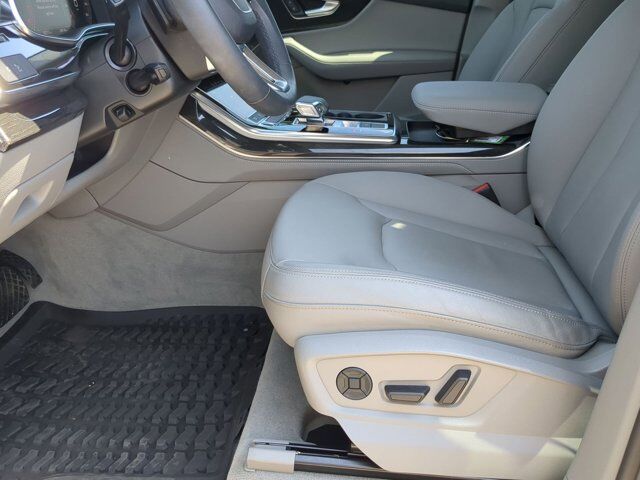 2024 Audi Q7 Premium Plus