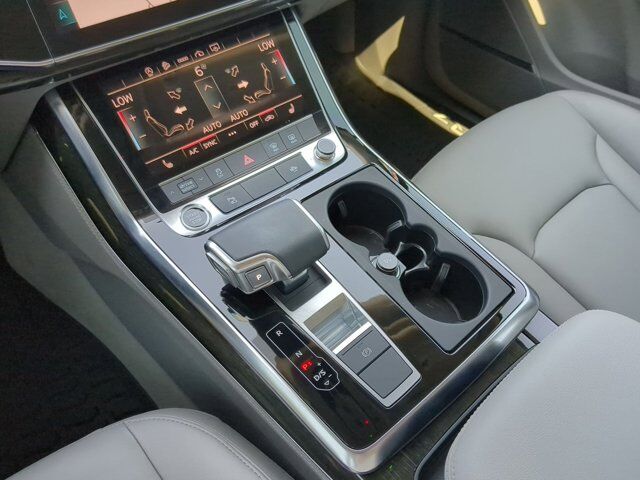 2024 Audi Q7 Premium Plus