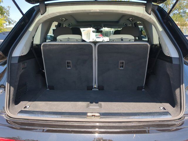 2024 Audi Q7 Premium Plus