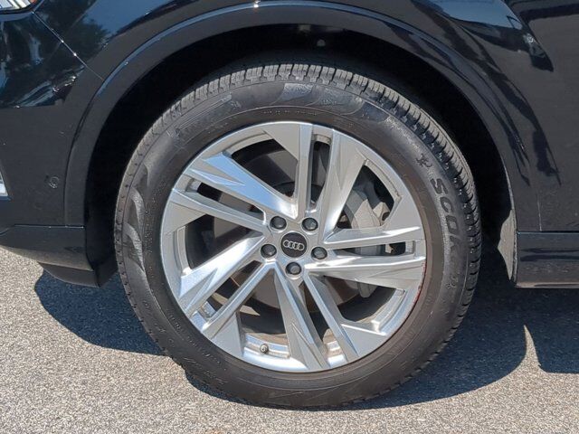 2024 Audi Q7 Premium Plus