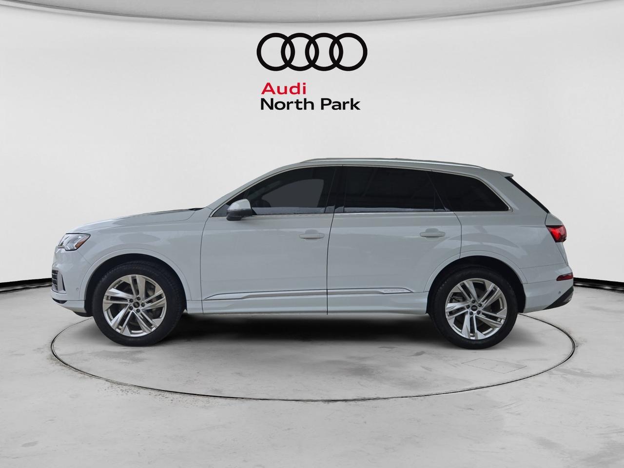 2024 Audi Q7 Premium Plus