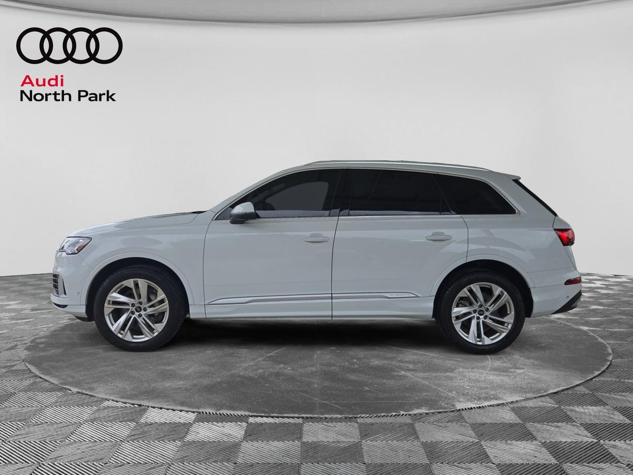 2024 Audi Q7 Premium Plus