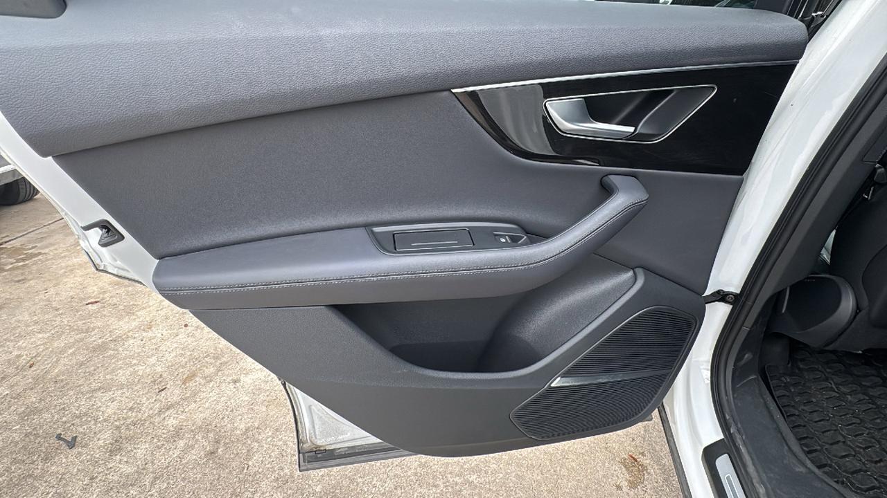 2024 Audi Q7 Premium Plus  Selma TX