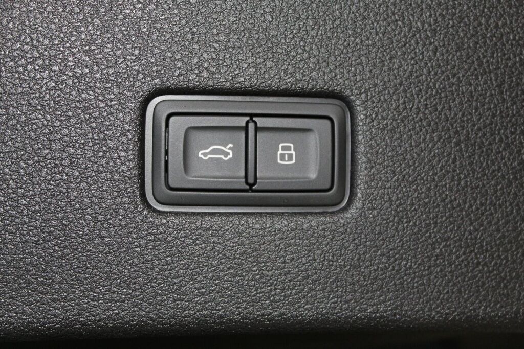 2024 Audi Q8 55 Premium Plus Richmond VA