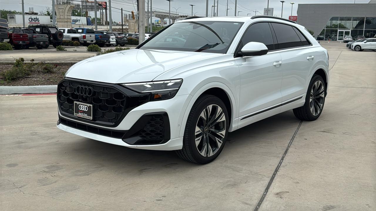 2024 Audi Q8 Premium Plus