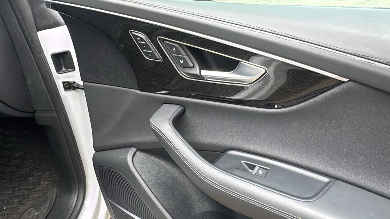 2024 Audi Q8 Prestige  Selma TX