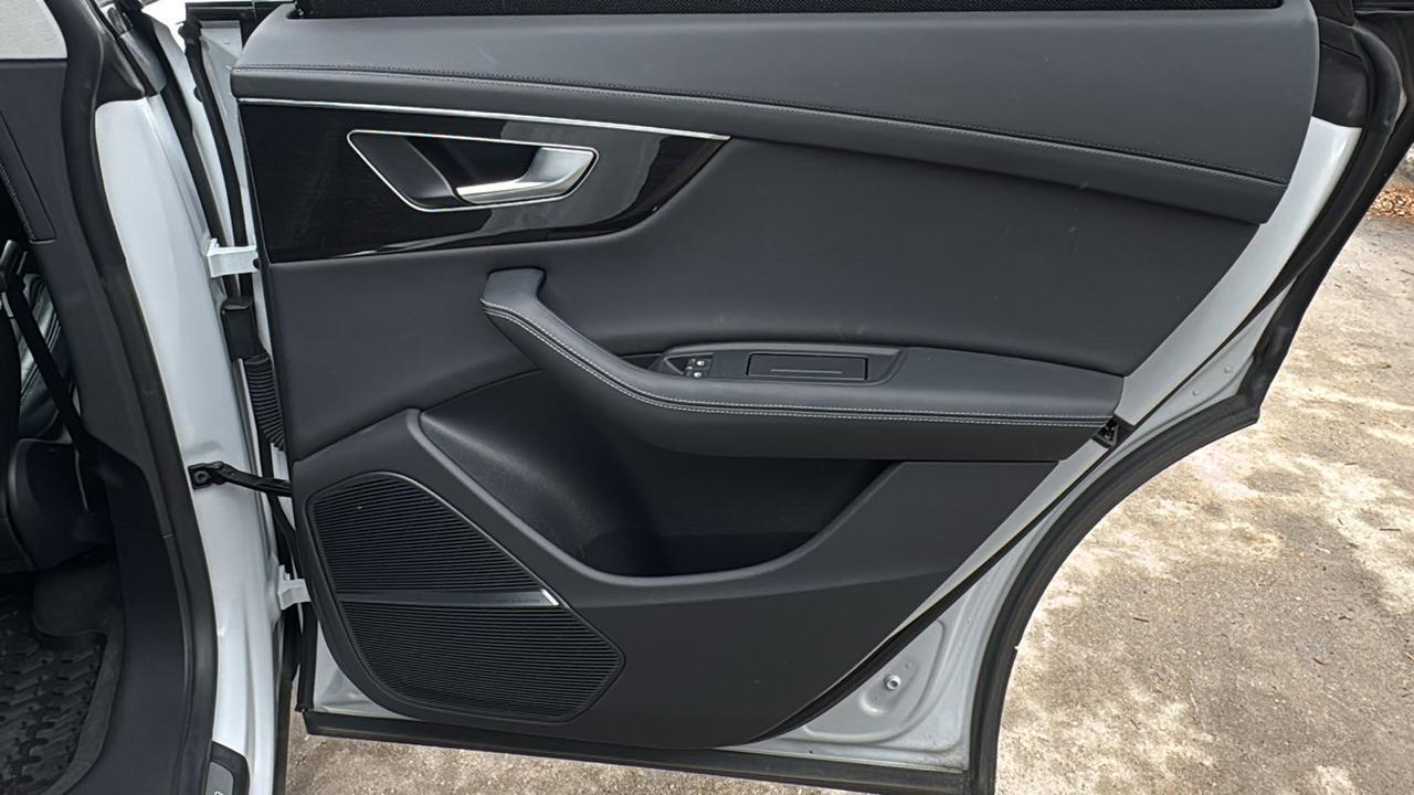 2024 Audi Q8 Prestige  Selma TX