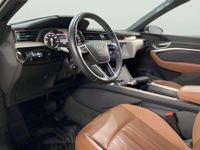 2024 Audi Q8 Sportback e-tron Premium Plus S line quattro Dallas TX