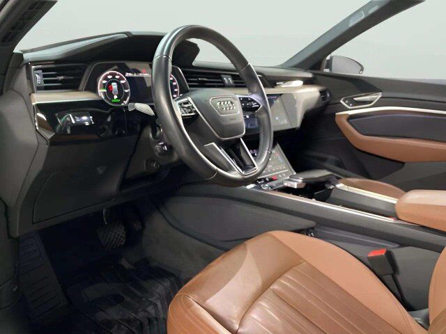 2024 Audi Q8 Sportback e-tron Premium Plus S line quattro Dallas TX