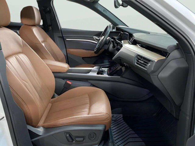 2024 Audi Q8 Sportback e-tron Premium Plus S line quattro Dallas TX