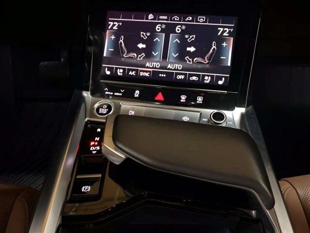 2024 Audi Q8 Sportback e-tron Premium Plus S line quattro Dallas TX