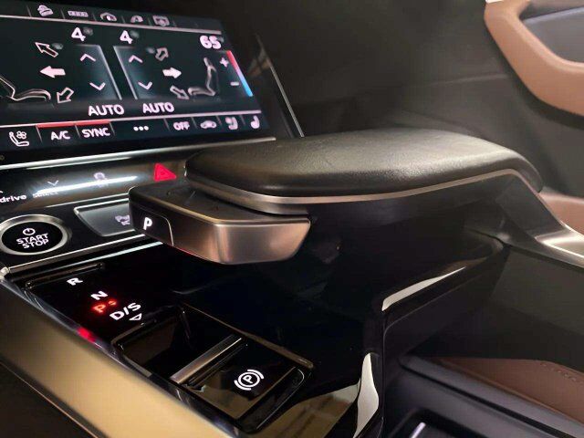 2024 Audi Q8 Sportback e-tron Premium Plus S line quattro Dallas TX