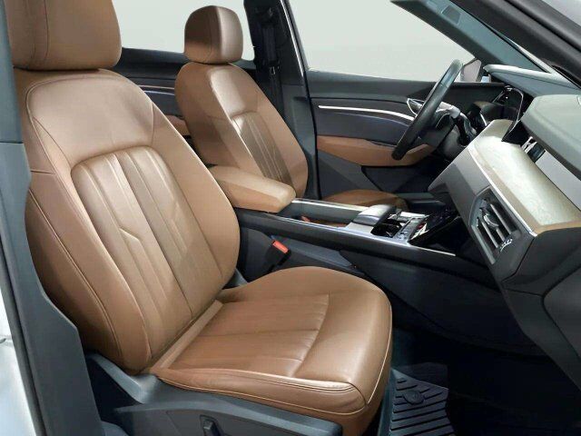 2024 Audi Q8 Sportback e-tron Premium Plus S line quattro Dallas TX