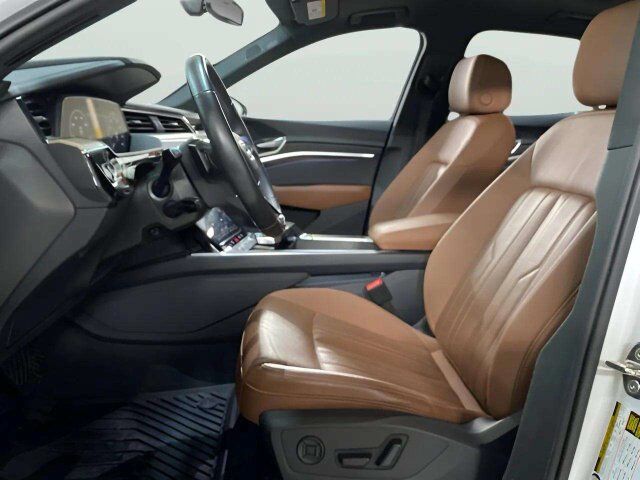 2024 Audi Q8 Sportback e-tron Premium Plus S line quattro Dallas TX
