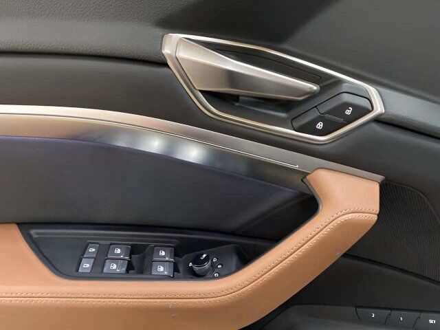 2024 Audi Q8 Sportback e-tron Premium Plus S line quattro Dallas TX