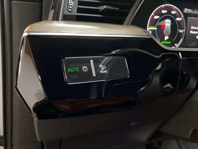 2024 Audi Q8 Sportback e-tron Premium Plus S line quattro Dallas TX