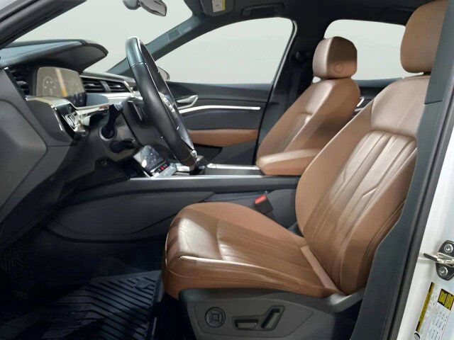 2024 Audi Q8 Sportback e-tron Premium Plus S line quattro Dallas TX