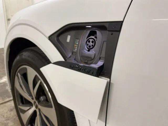 2024 Audi Q8 Sportback e-tron Premium Plus S line quattro Dallas TX