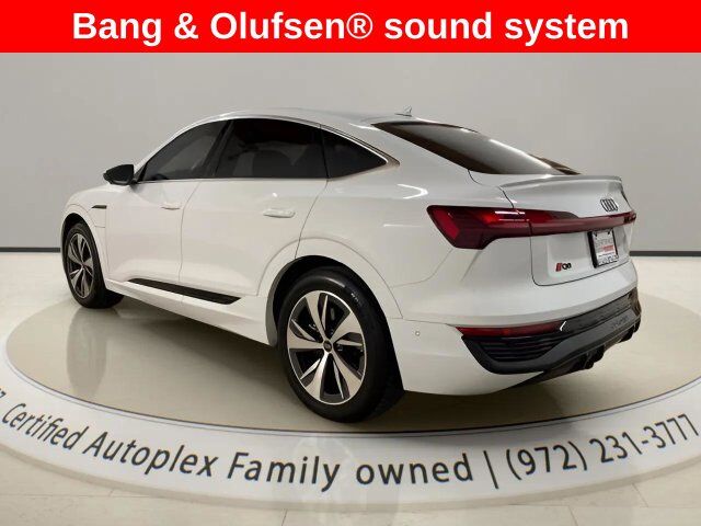 2024 Audi Q8 Sportback e-tron Premium Plus S line quattro