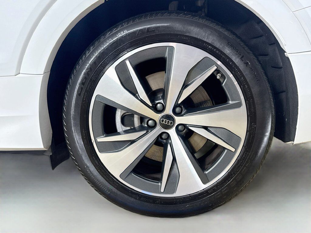 2024 Audi Q8 Sportback e-tron Premium Willowbrook IL