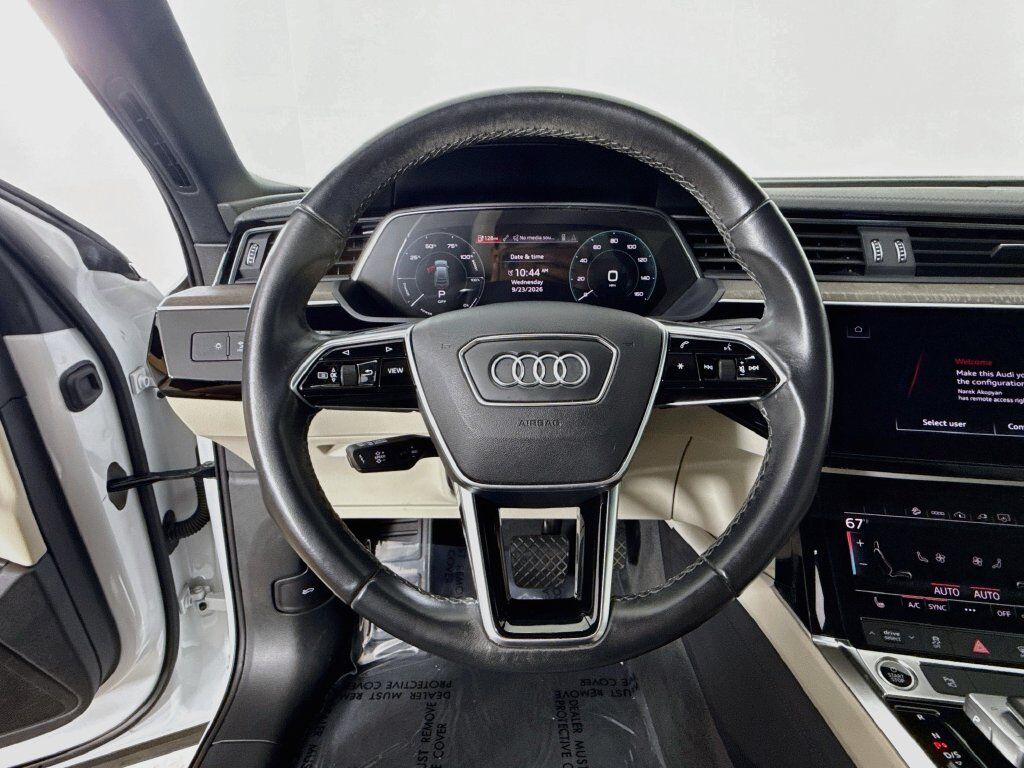 2024 Audi Q8 Sportback e-tron Premium Willowbrook IL