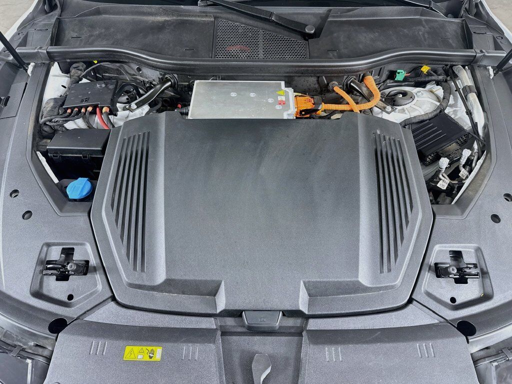 2024 Audi Q8 Sportback e-tron Premium Willowbrook IL