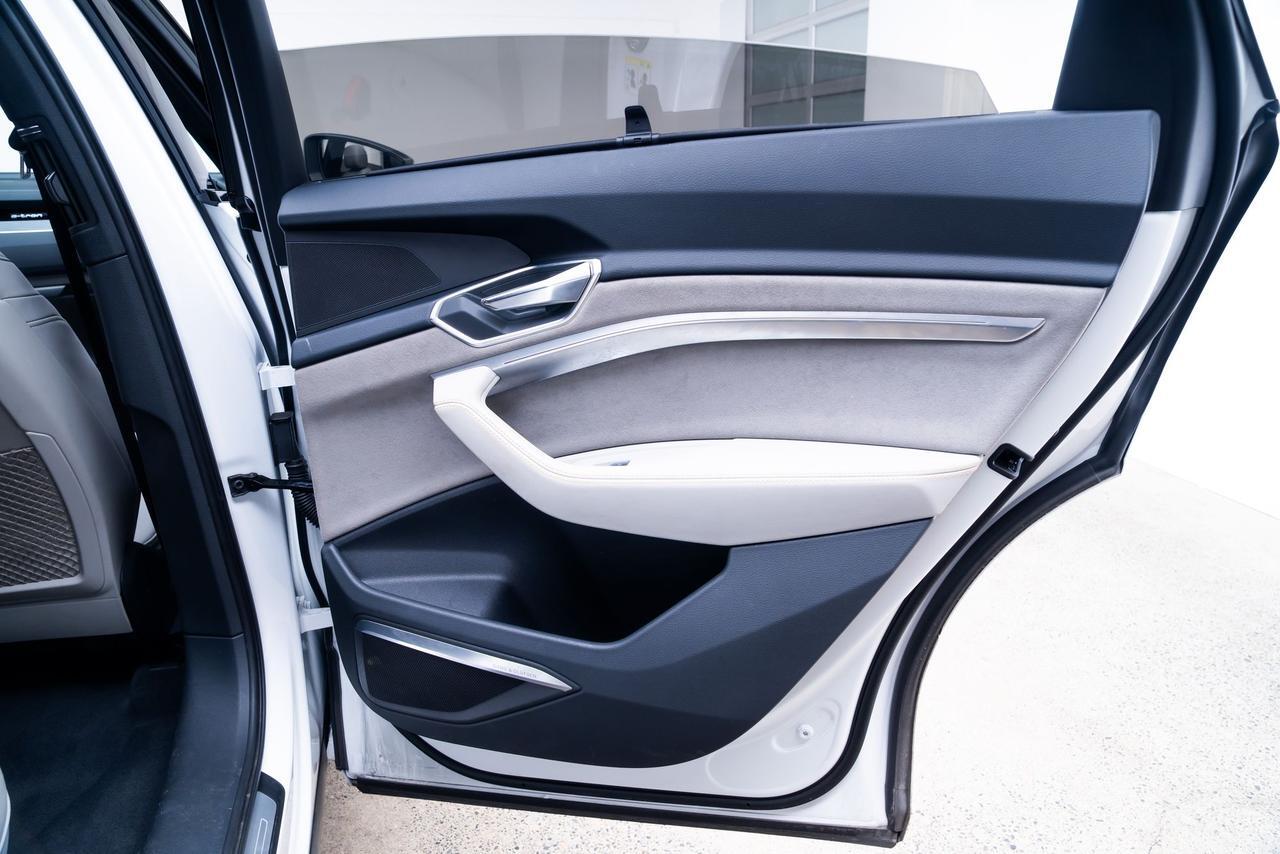 2024 Audi Q8 Sportback e-tron Prestige S line quattro Launch Edition AC Charging Package Portland OR
