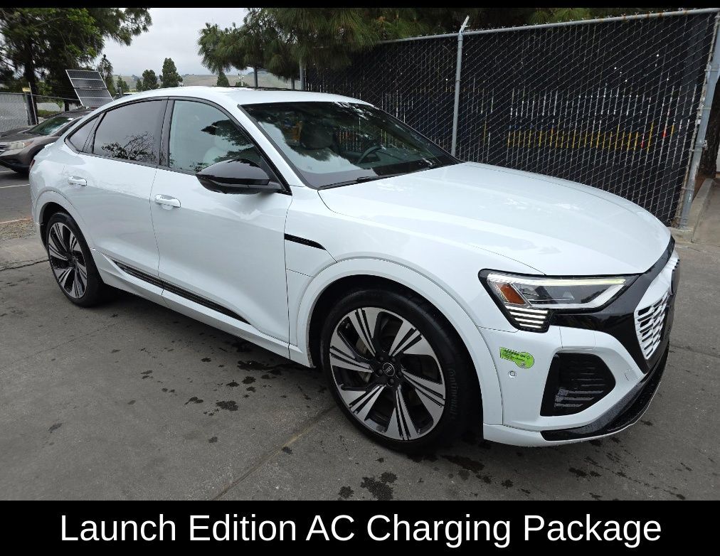 2024 Audi Q8 Sportback e-tron
