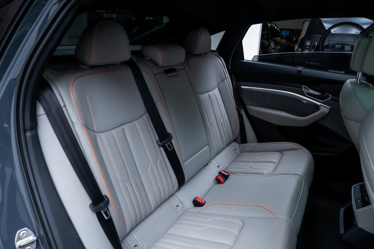 2024 Audi Q8 Sportback e-tron Prestige S line quattro Launch Edition / Massage Seats Portland OR