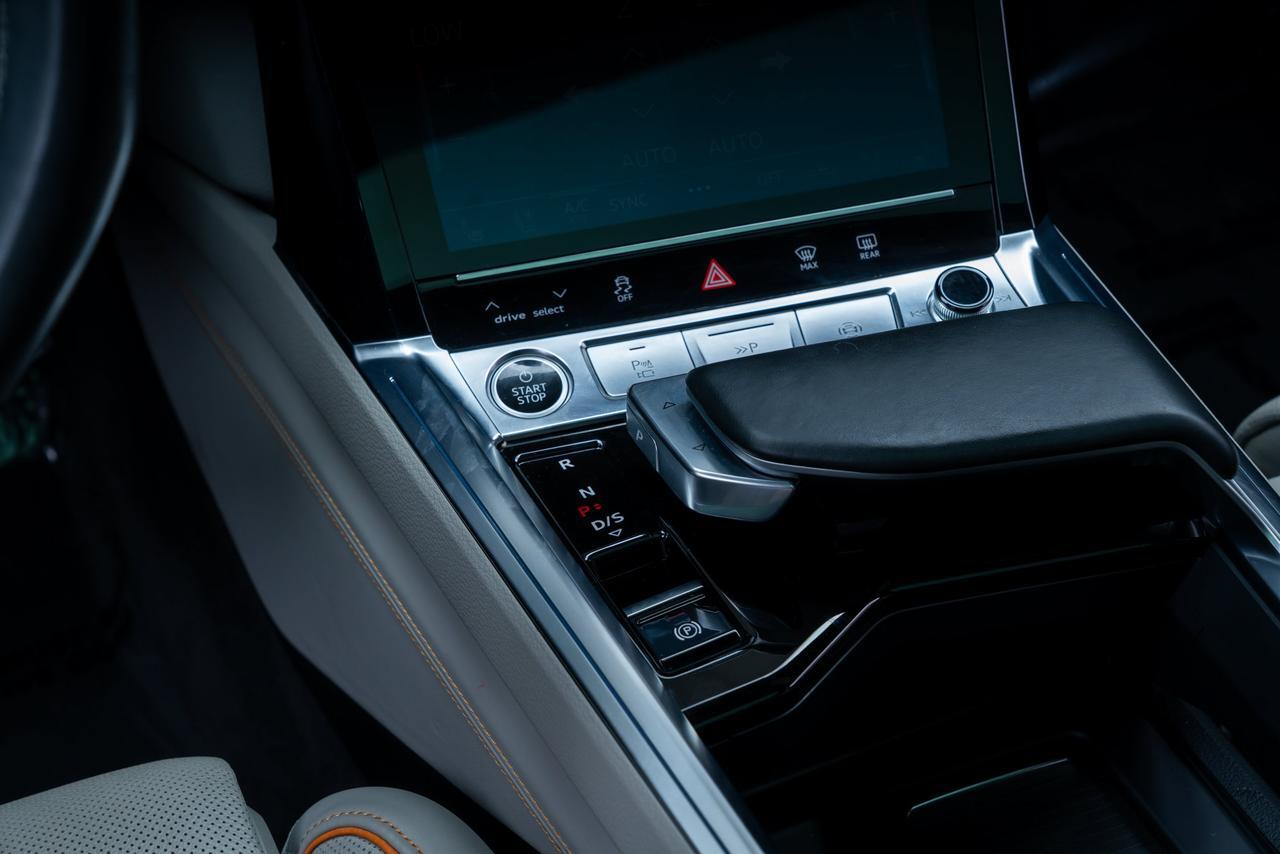 2024 Audi Q8 Sportback e-tron Prestige S line quattro Launch Edition / Massage Seats Portland OR