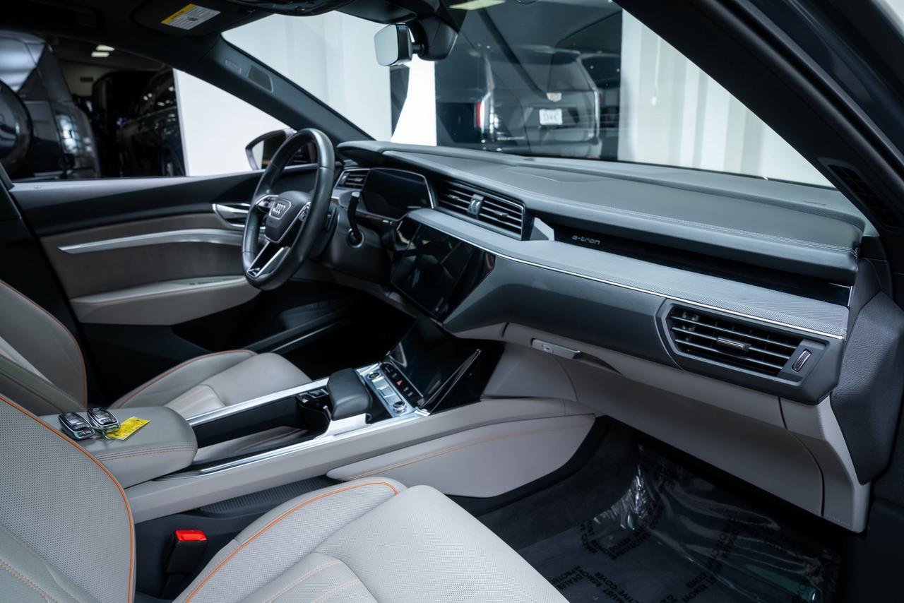 2024 Audi Q8 Sportback e-tron Prestige S line quattro Launch Edition / Massage Seats Portland OR