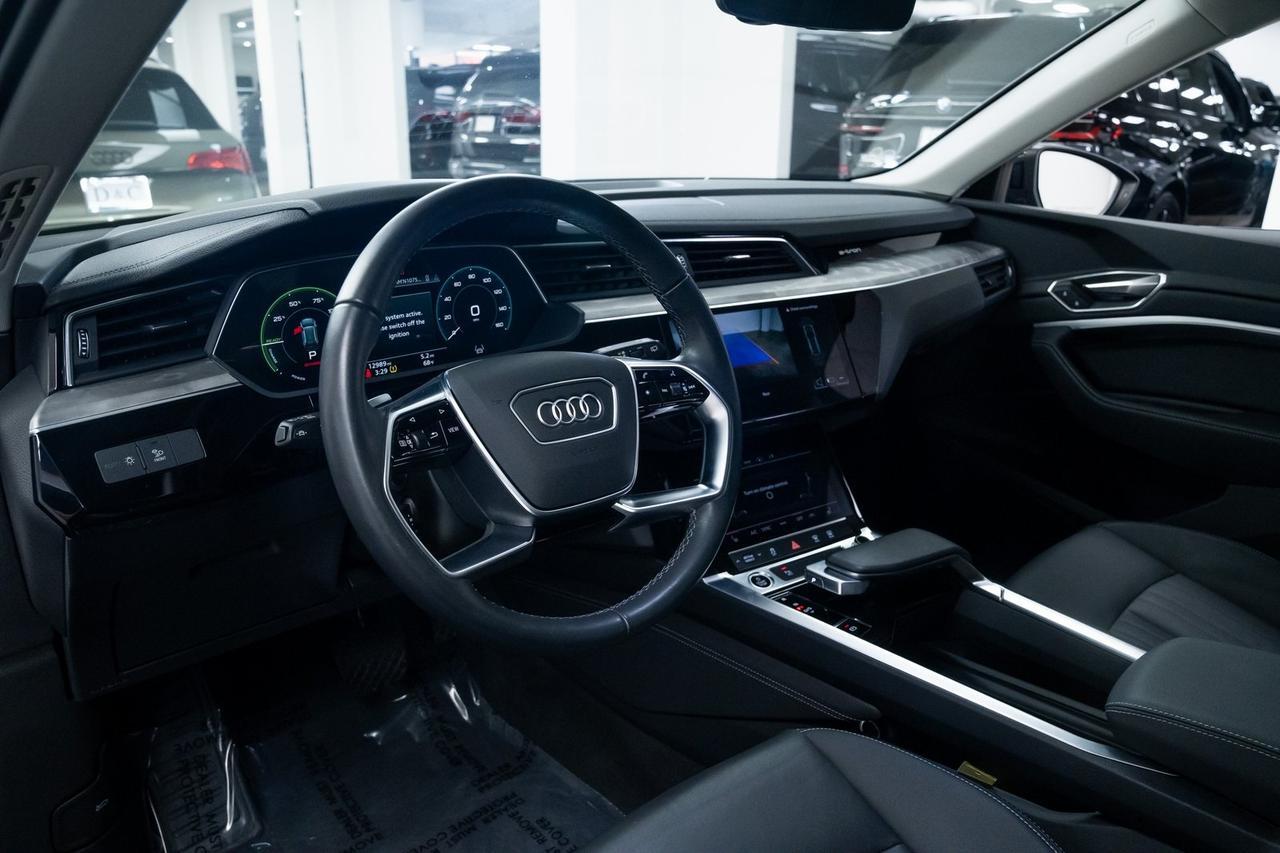 2024 Audi Q8 e-tron Premium 1 Owner Heated Seats Portland OR