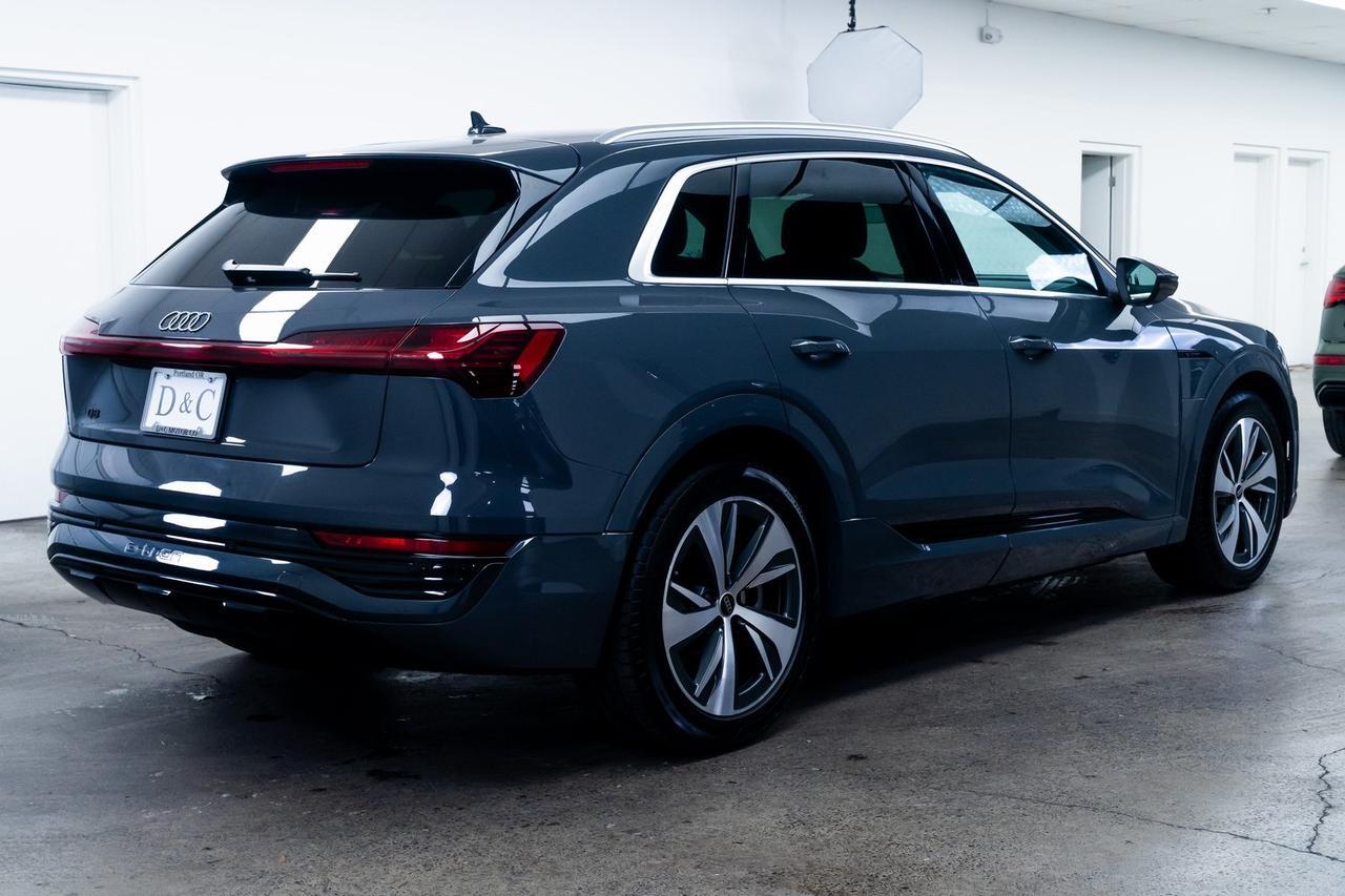 2024 Audi Q8 e-tron Premium 1 Owner Heated Seats Portland OR