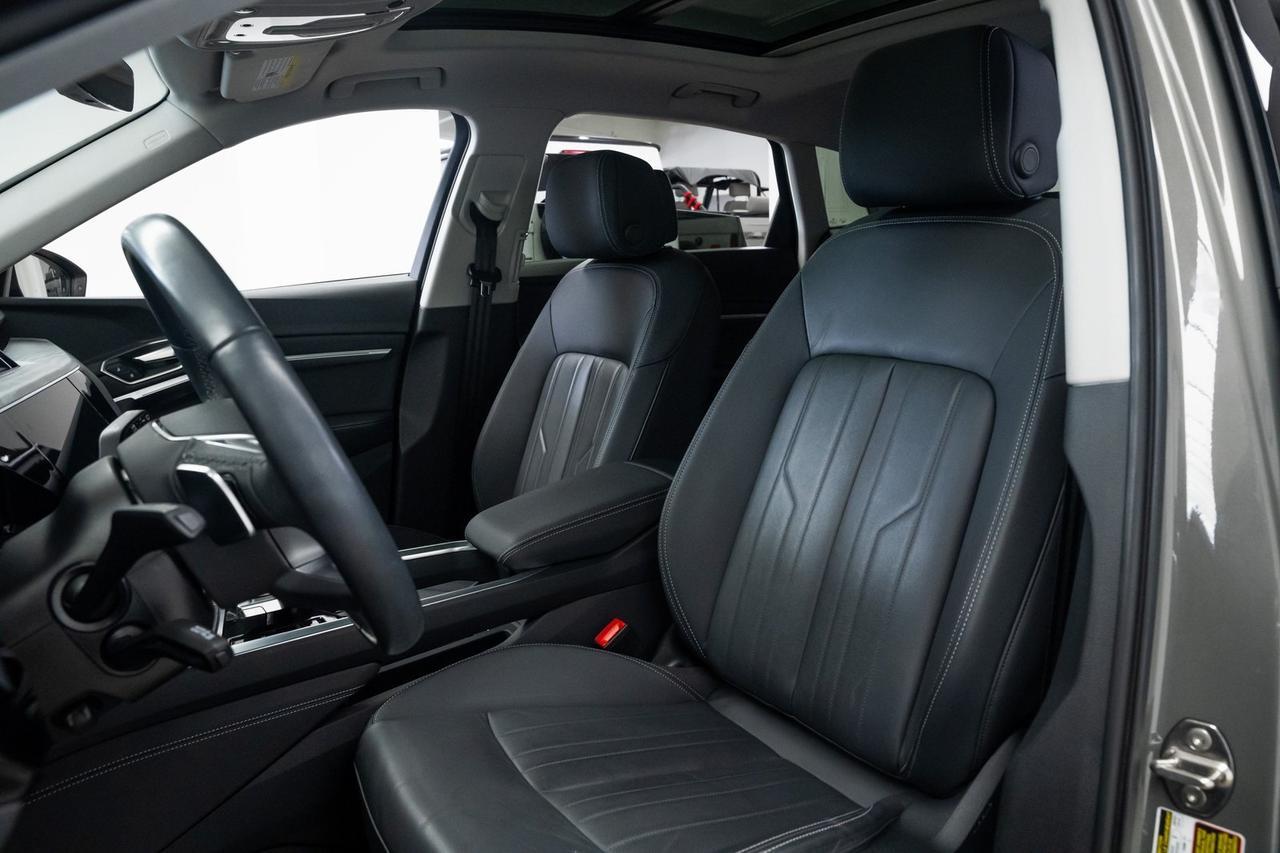 2024 Audi Q8 e-tron Premium Heated Seats Black Optic Package Portland OR