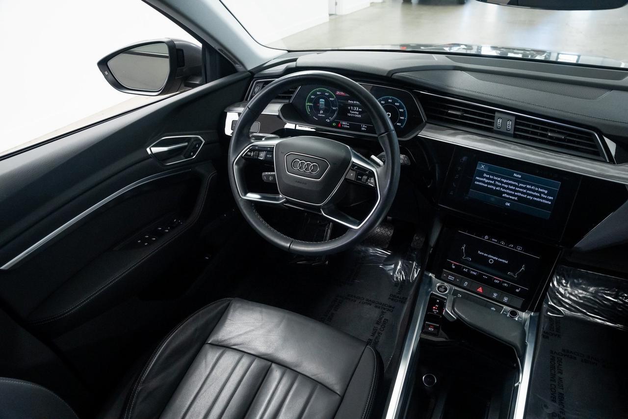 2024 Audi Q8 e-tron Premium Heated Seats Black Optic Package Portland OR
