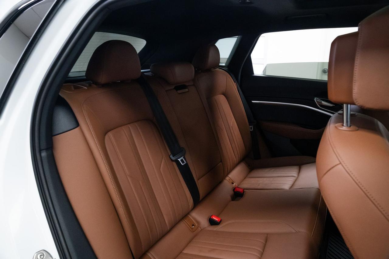 2024 Audi Q8 e-tron Premium Heated Seats Portland OR